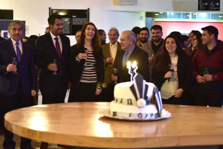 48681567532_cc15d34f0e_h